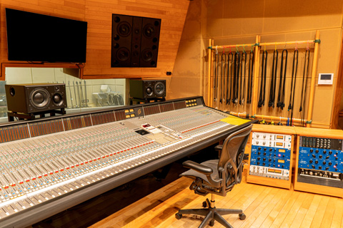 Studio 1